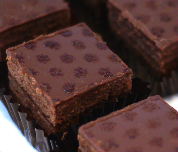 140128-karl-juchheim-kleine-baumrinde-valentinechoco1.jpg カールユーハイム クライネバウムリンデ 商品画像