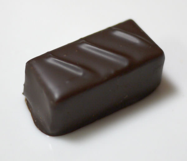 140403-hirsinger-chocolate-regliss1.jpg 銀座イルサンジェーのレグリス外観