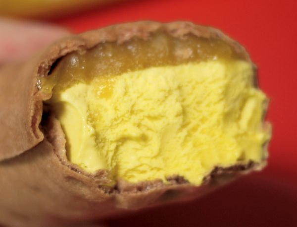 安納芋もなかアイスクリーム 実際の断面図